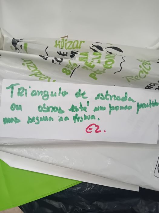 Triângulo de estrada ou para  obras