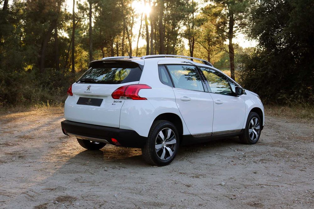 Peugeot 2008 1.6 e-Hdi **Irrepreensível **