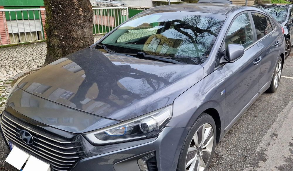 Hyundai Ioniq 1.6 GDI HEV Hybrid Tech