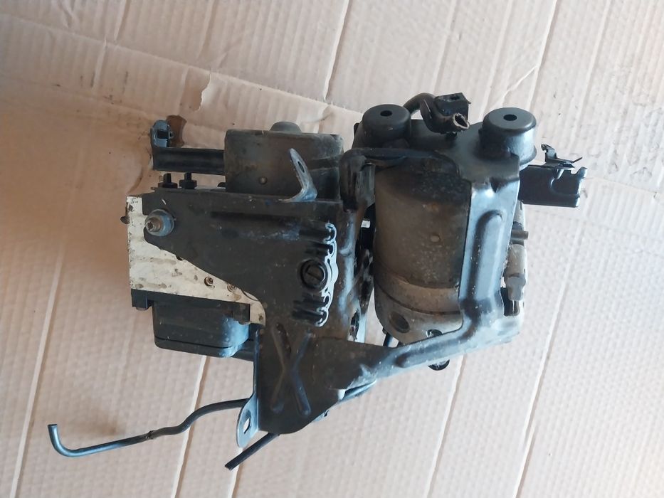 VW Passat b5 pompa hamulcowa ABS audi a4 b5 a8 d2 a6 c5 doładowująca