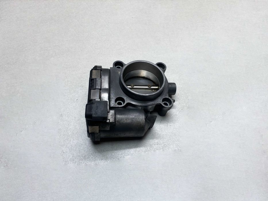 Дросельна заслінка Mercedes W202. S202. W210. S210. R171 - 1.8-2.0-2.3