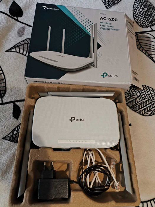 Роутер Wi-Fi маршрутизатор TP-Link EC220-G5 Гигабитный