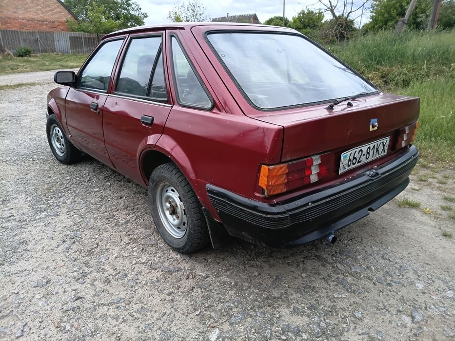 Продам Ford Escort