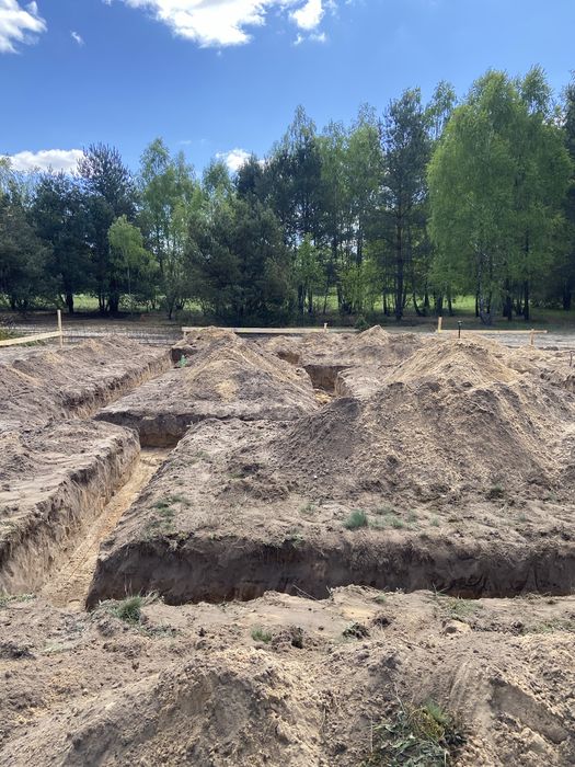 Uslugi minikoparką, usługi wywrotką 4t. Plus wiertnica