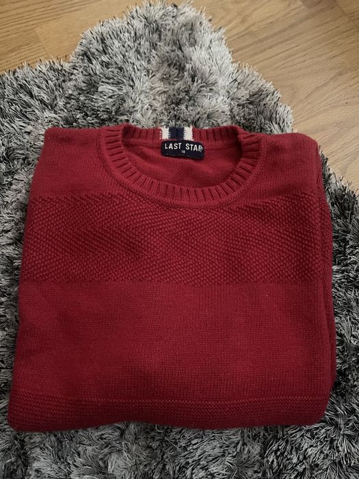 Camisola vermelha menino