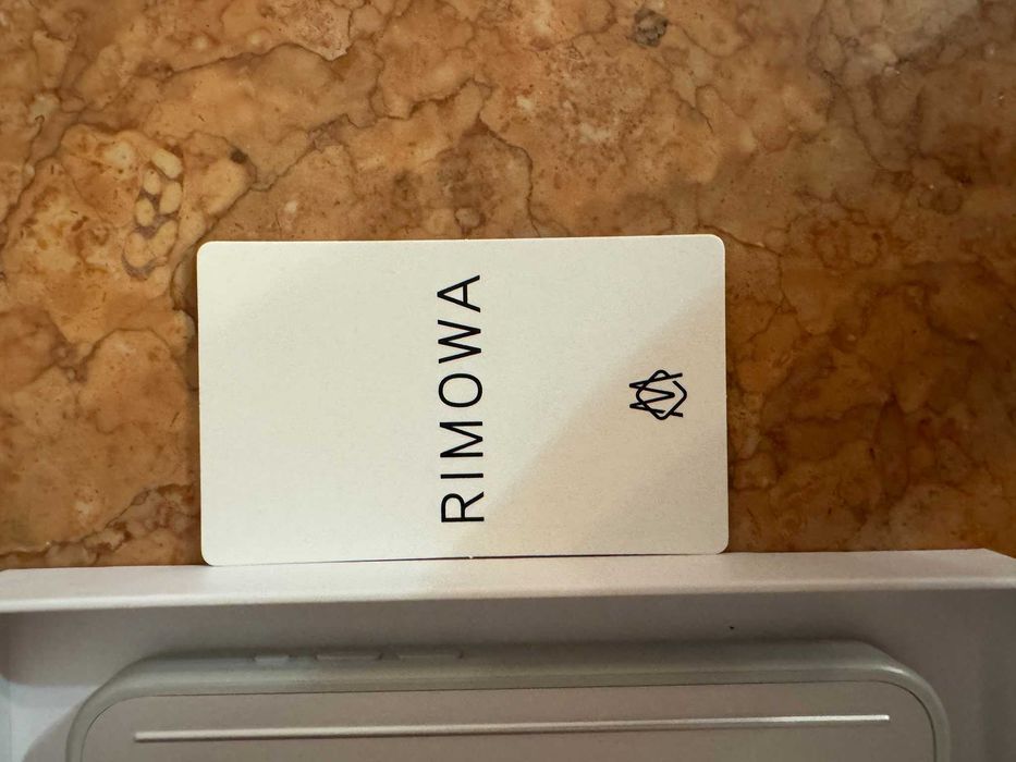 Capa Iphone 15 Pro - RIMOWA