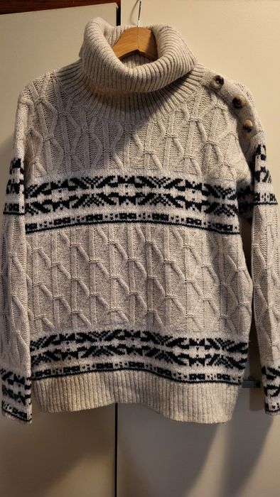 Sweter w stylu norweskim.