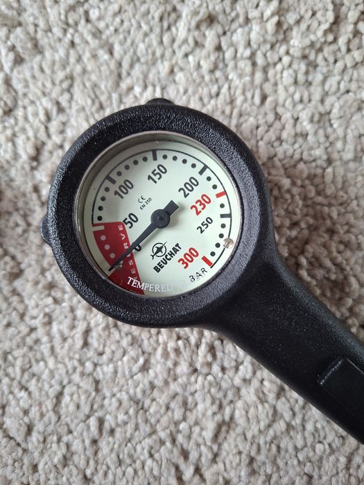 Manómetro para equipamento de mergulho