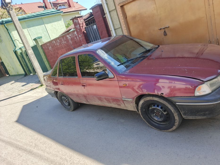 Продам део нексія