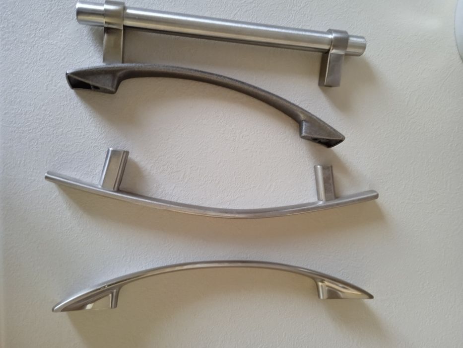 Продам ручки меблеві.нові