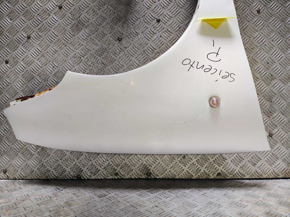 seicento błotnik prawy