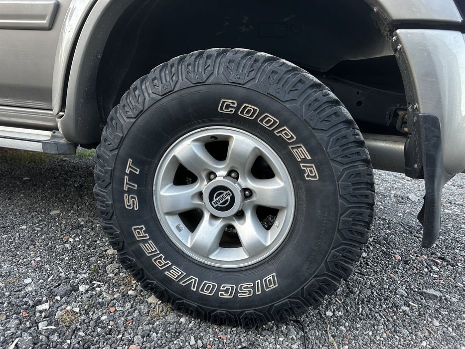 5 Jantes originais Nissan Patrol y61