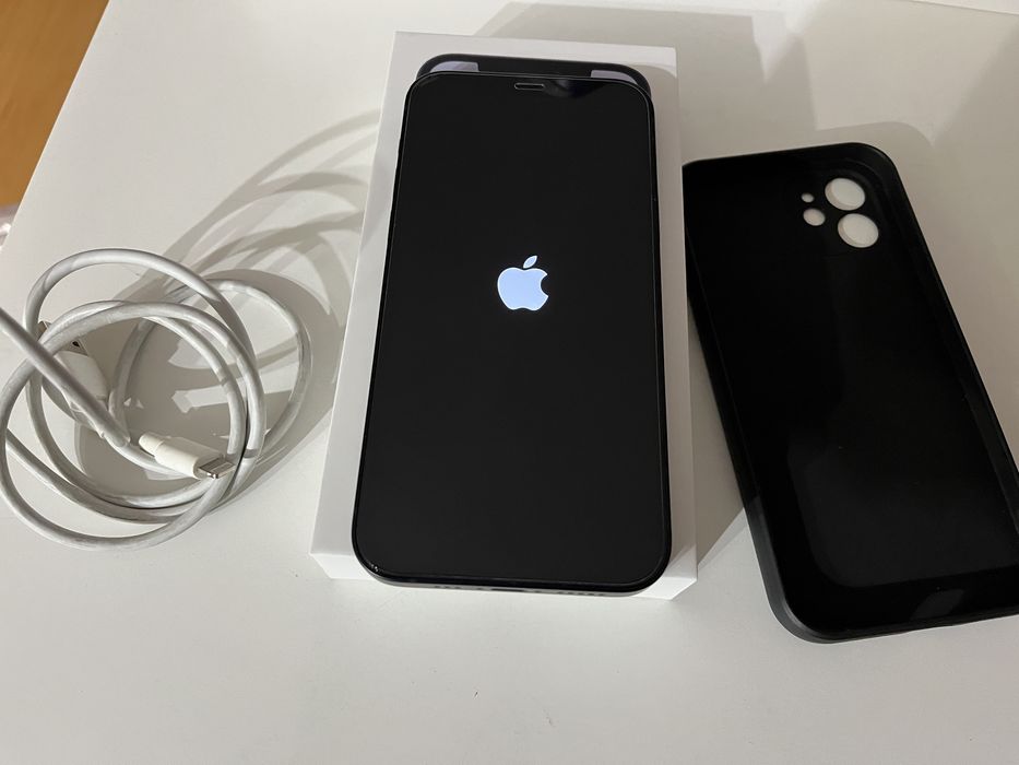 iPhone 12 preto com garantia e 92% de bateria