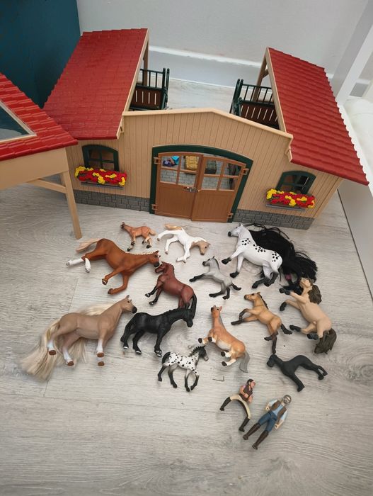 Schleich konie stajnia