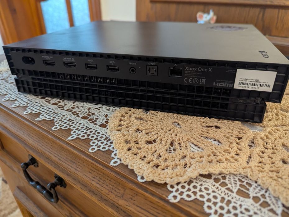 Xbox one x z padem
