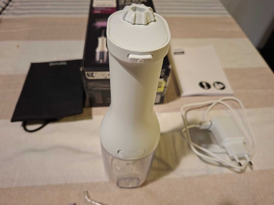 Irygator bezprzewodowy PHILIPS HX3826/31 Biały