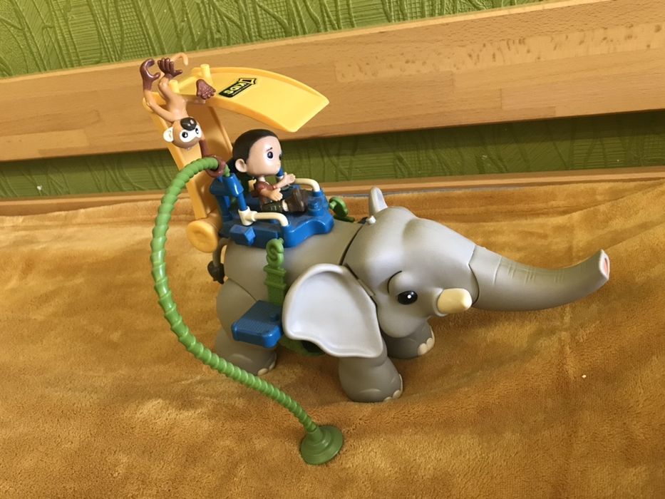 Слон игрушка