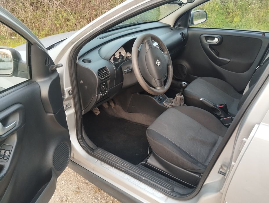 Opel corsa 1.2 de 2006