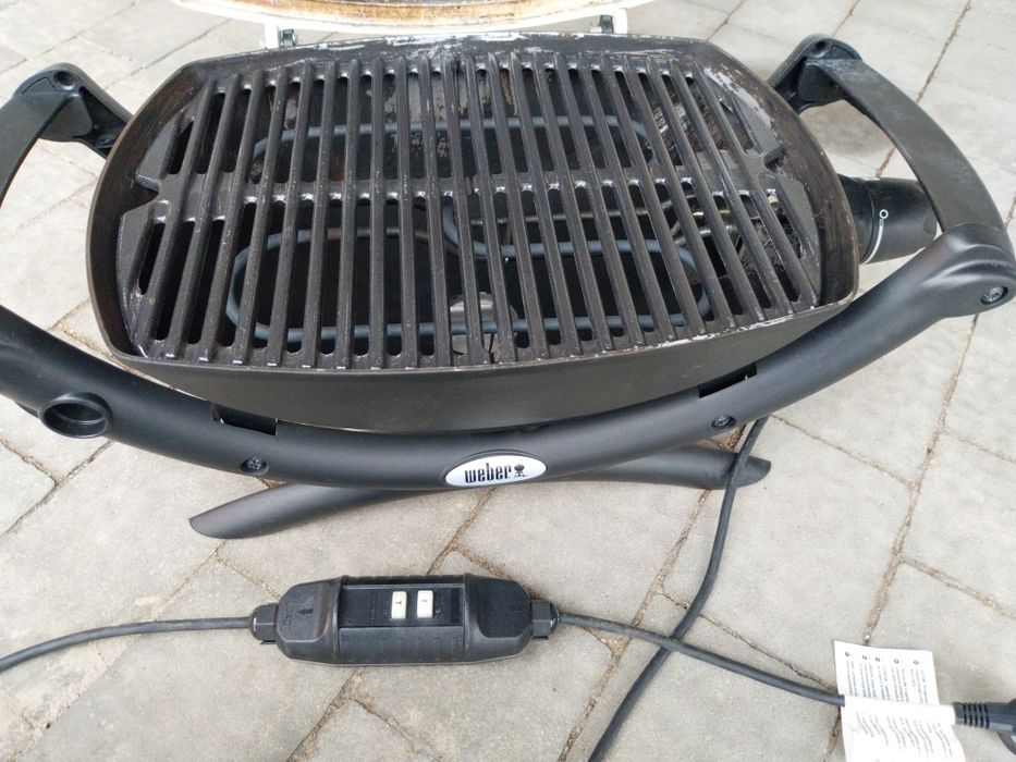 Grill  Elektryczny Firmy Weber 2200W