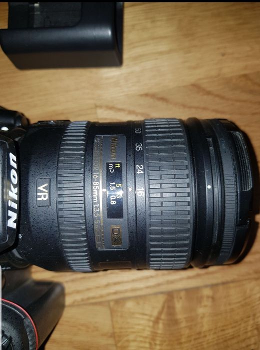 D 7000 + Nikkor 16-85 + SB 900