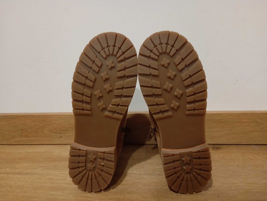 Sapatos menino Número 33