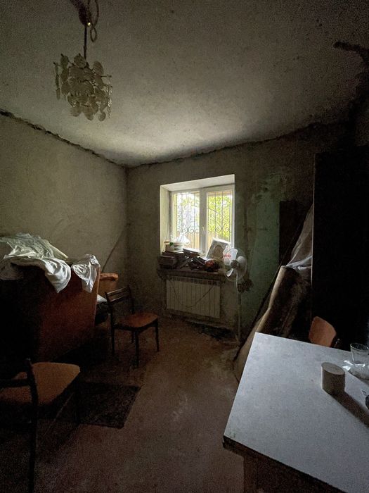 Частина будинку по В. Червонія