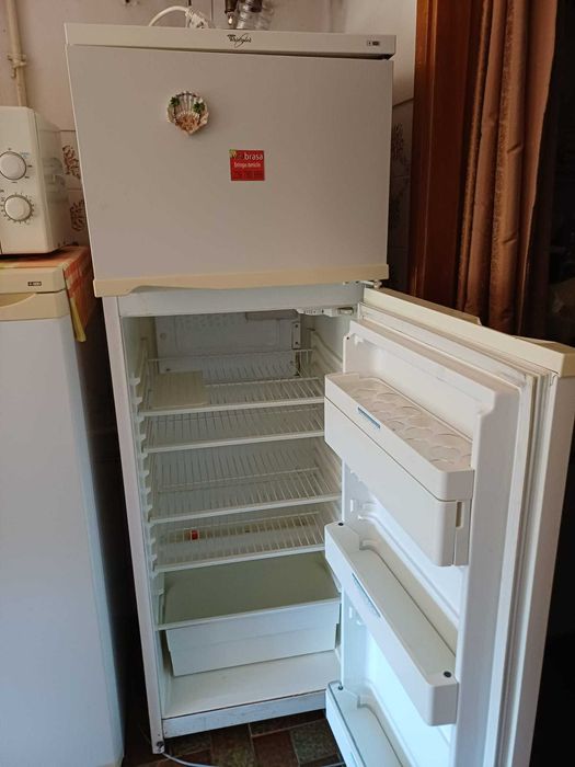 Frigorifico Whirlpool  de 2 portas com congelador