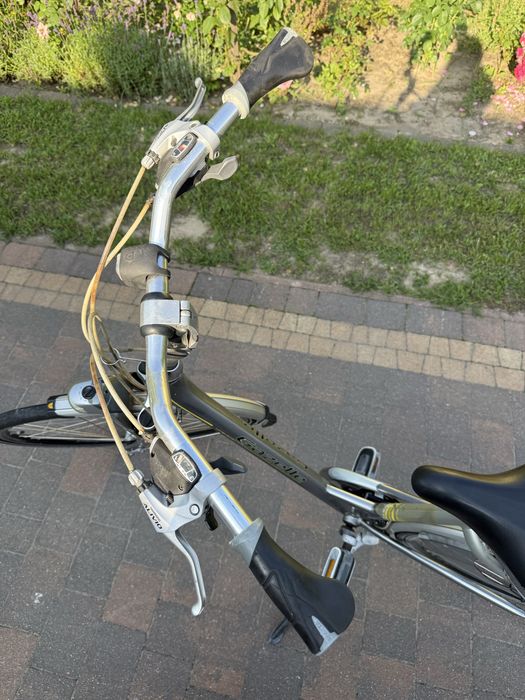 Rower miejski Gazelle 28 - damski holenderski amortyzacja