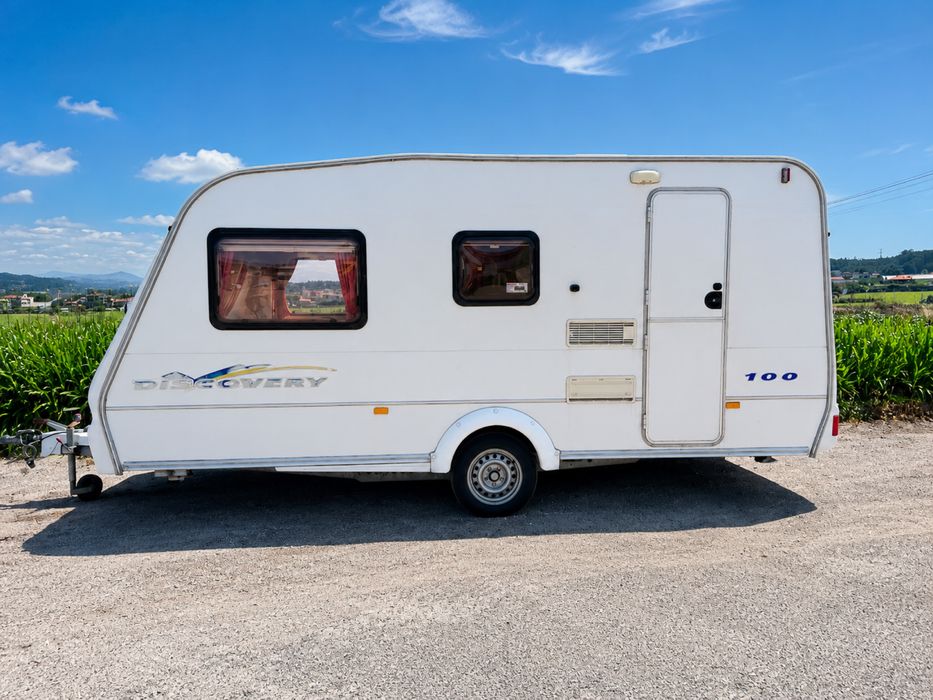 Caravana Bailey Discovery 100 de 2004 impecável