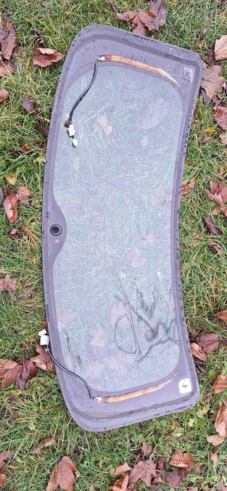 Tylna szyba Toyota Avensis T27