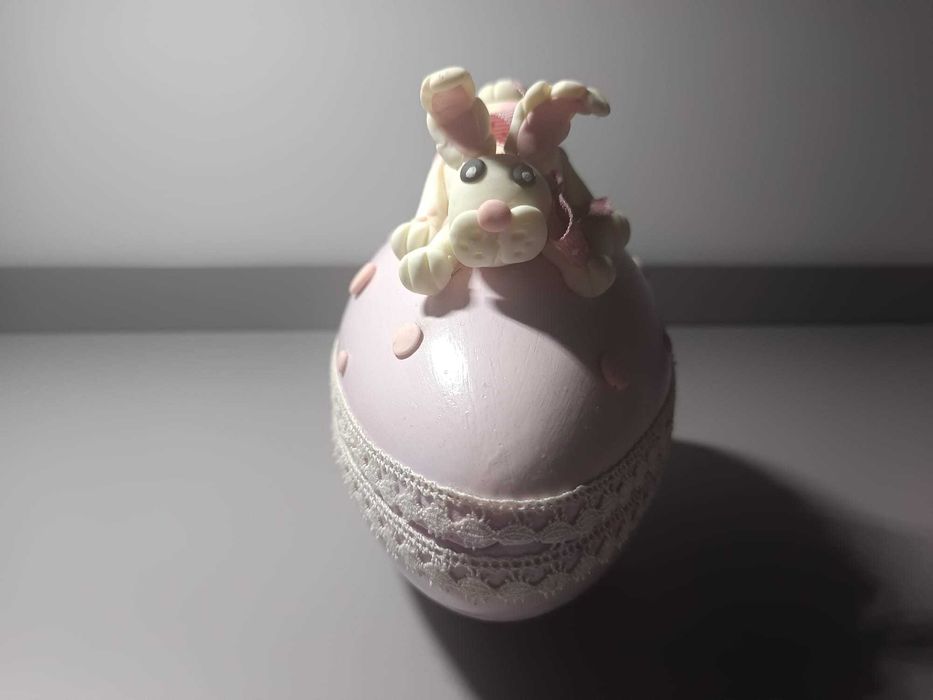 Bomboneira Ovo com Coelhinho em Biscuit64409367406466122