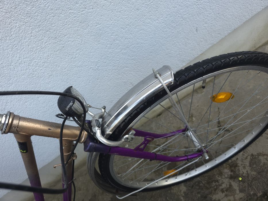 Велосипед жіночий'28