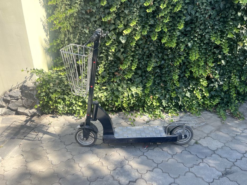 Продам два электросамоката