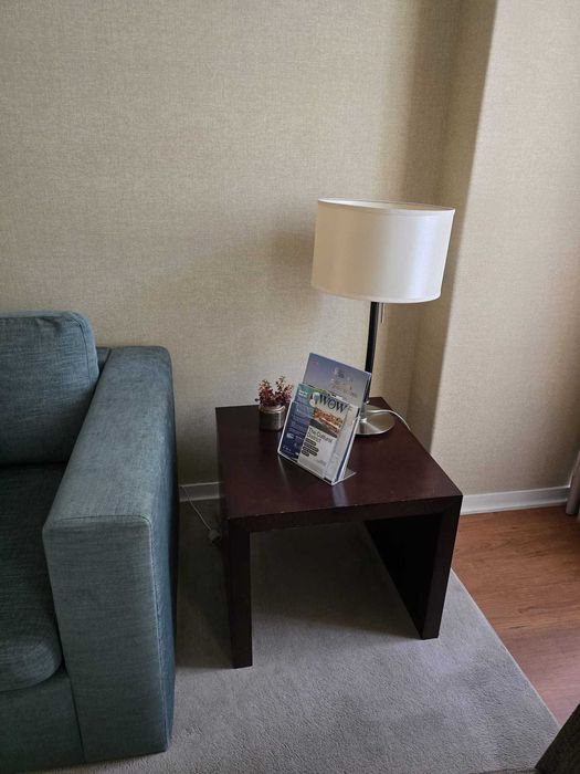 Mesa de apoio para sala, quarto, escritório ou recepção