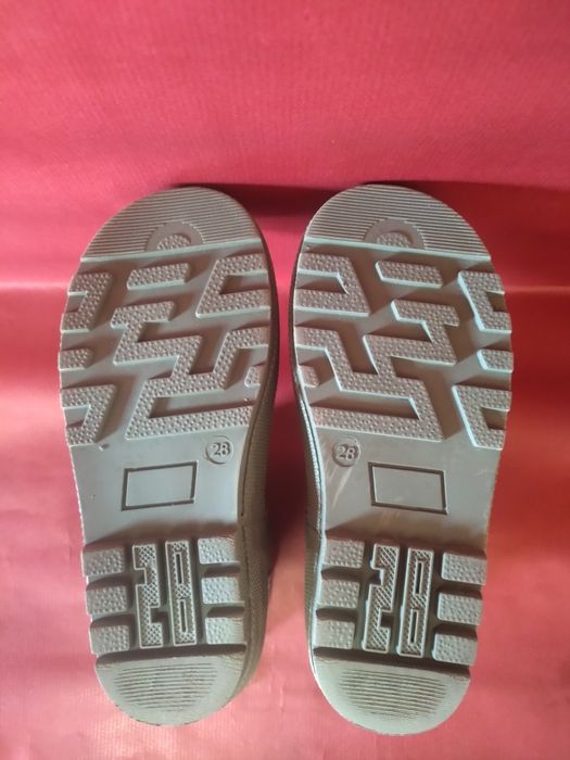 Galochas tam. 28 com oferta travessões