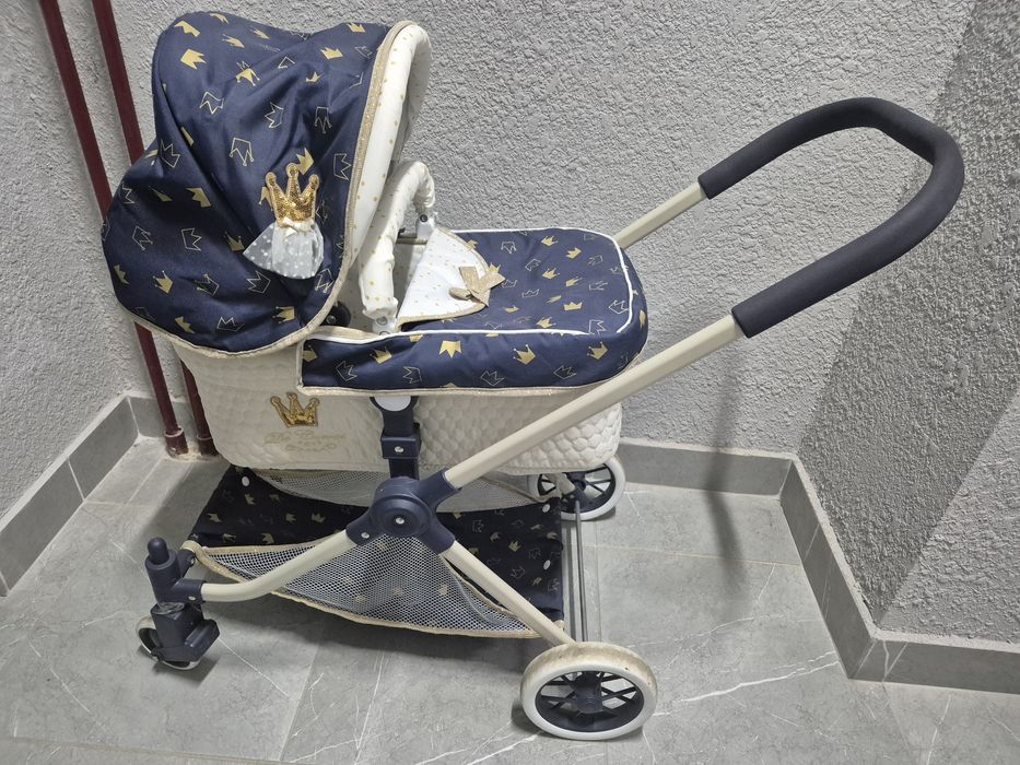 Коляска для ляльок