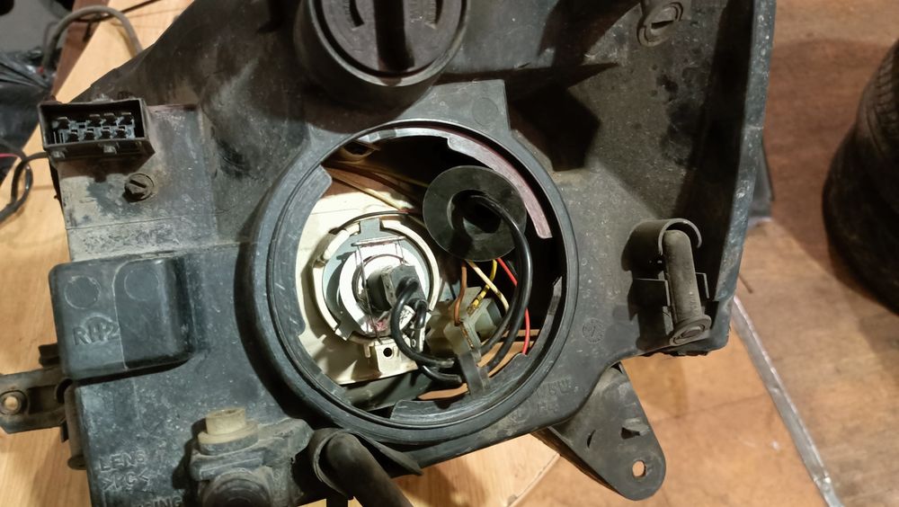 Линзы Citroen berlingo, Peugeot Partner