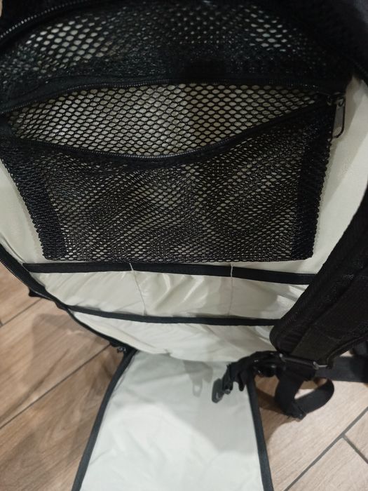 Plecak 20l czarny solidny turystyczny