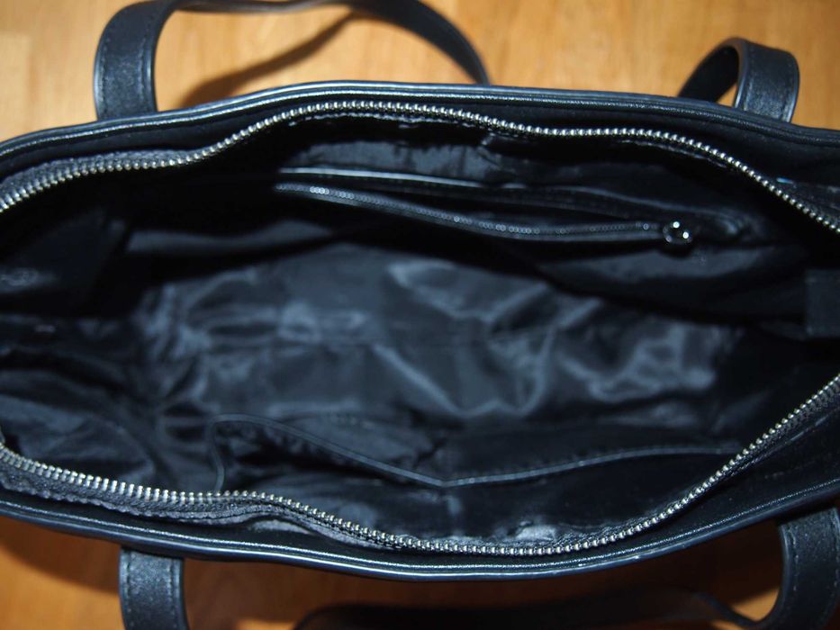 Czarna torebka Ochnik