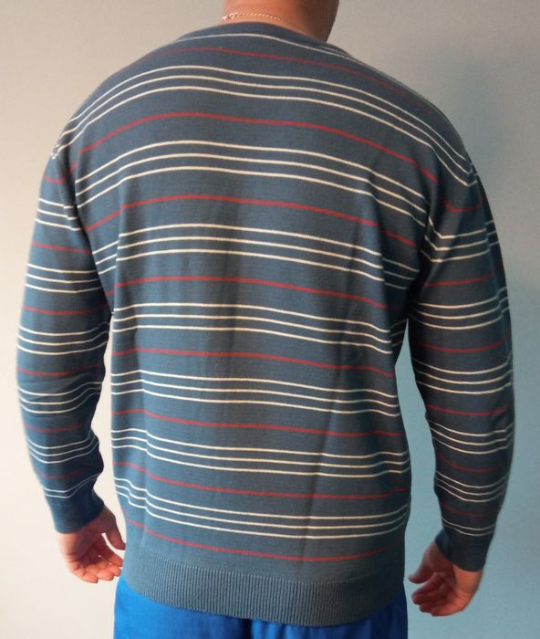 Sweterek marki Lacoste