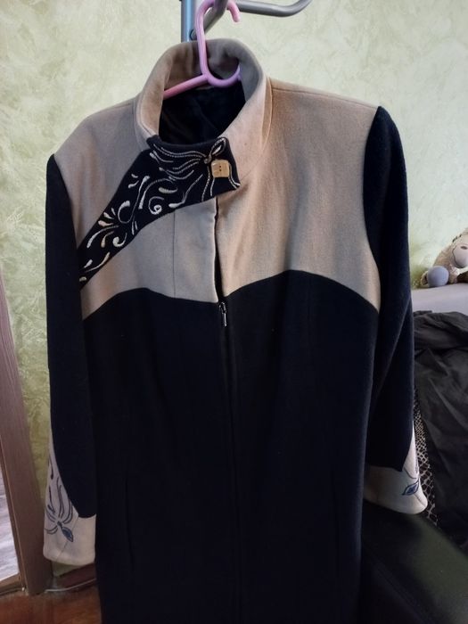 Продам красивое пальто