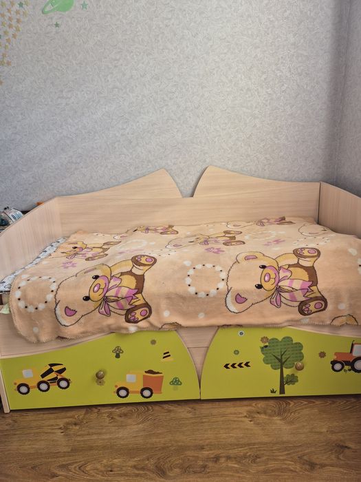 Продам кровать за 3500
