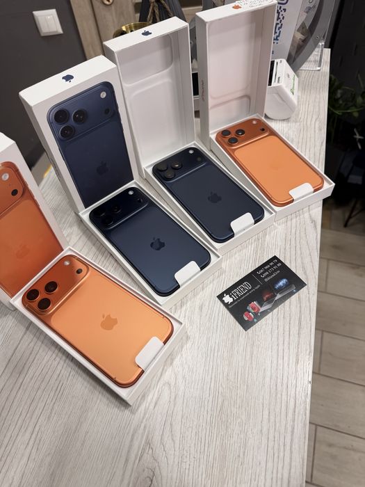 New/Open iPhone 17 pro max 256gb  Blue/Orange