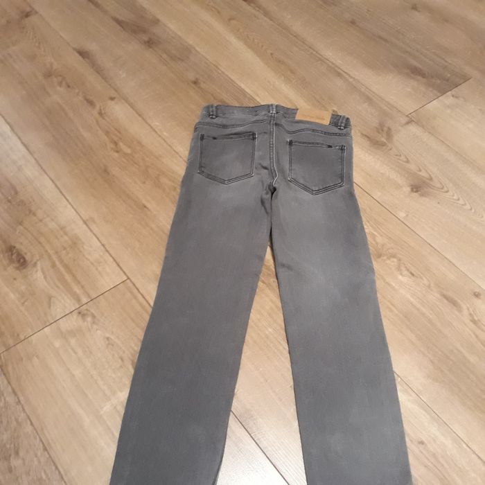 Szara jeansy rurki 116 zara