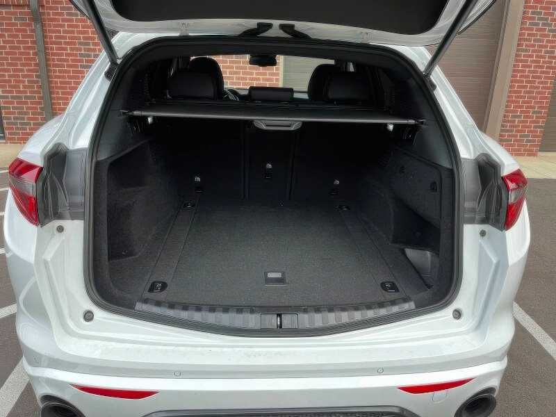 2023 Alfa Romeo Stelvio Veloce
