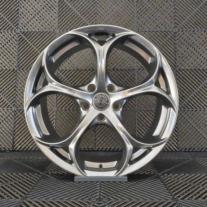 Jantes look Alfa Romeo em 18 | 5x110