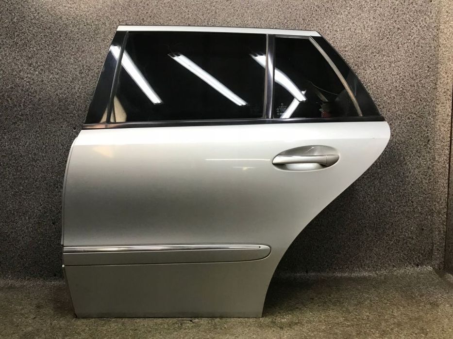 Mercedes W211 drzwi lewy tyl C744 KOMBI ELEGANCE
