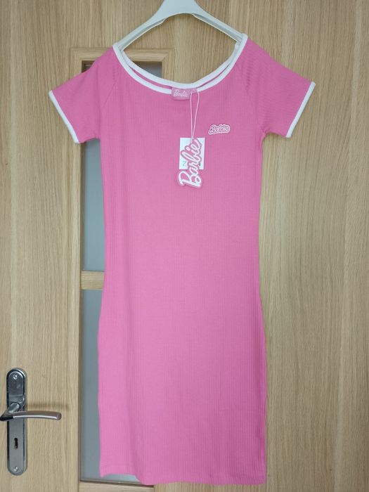Nowa sukienka Barbie, rozm L