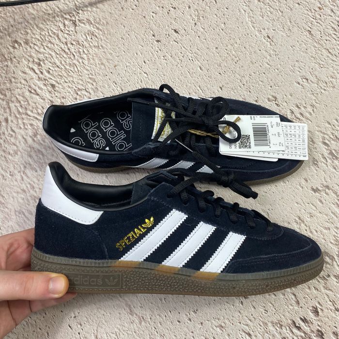 40 40.5 db3021 нові! оригінал adidas handball spezial кеди black