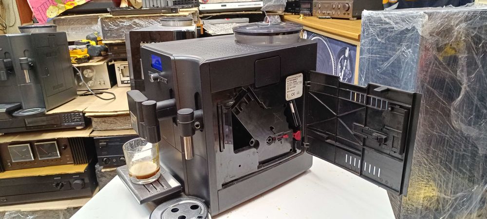 Кавомашина siemens eq 7 plus (так як приїхала)